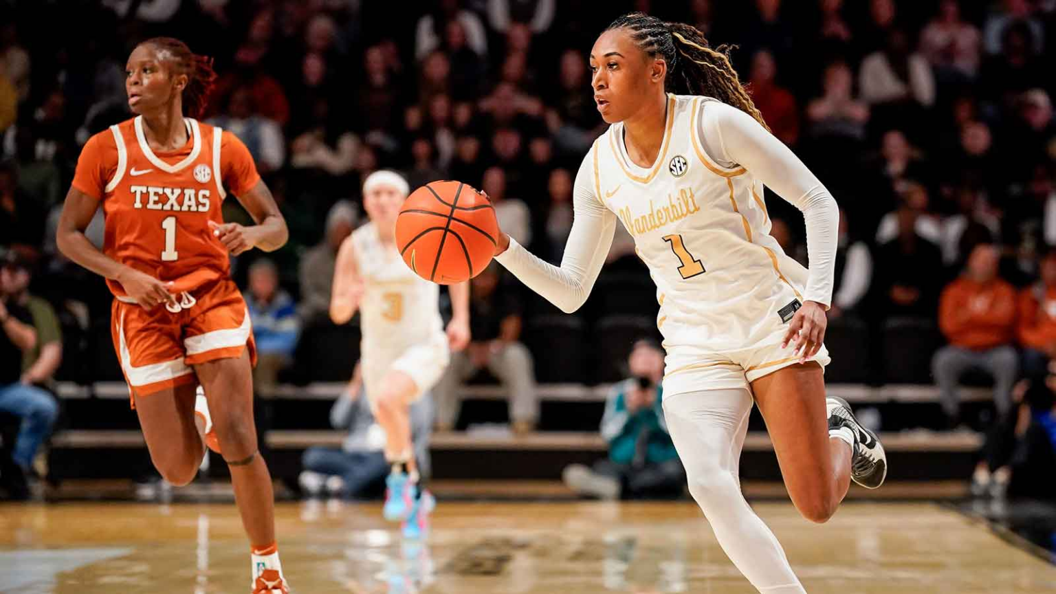 Vanderbilt women's basketball star Mikayla Blakes makes more SEC history with 34-point explosion vs. Texas – ClutchPoints