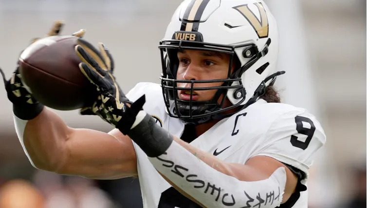 Eli Stowers dishes on former Vanderbilt roommate Diego Pavia – sportingnews.com