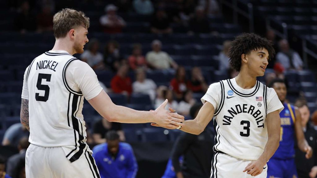 This Vanderbilt Basketball Team is One of The Program's Best. Why Can't It be More? Column – si.com