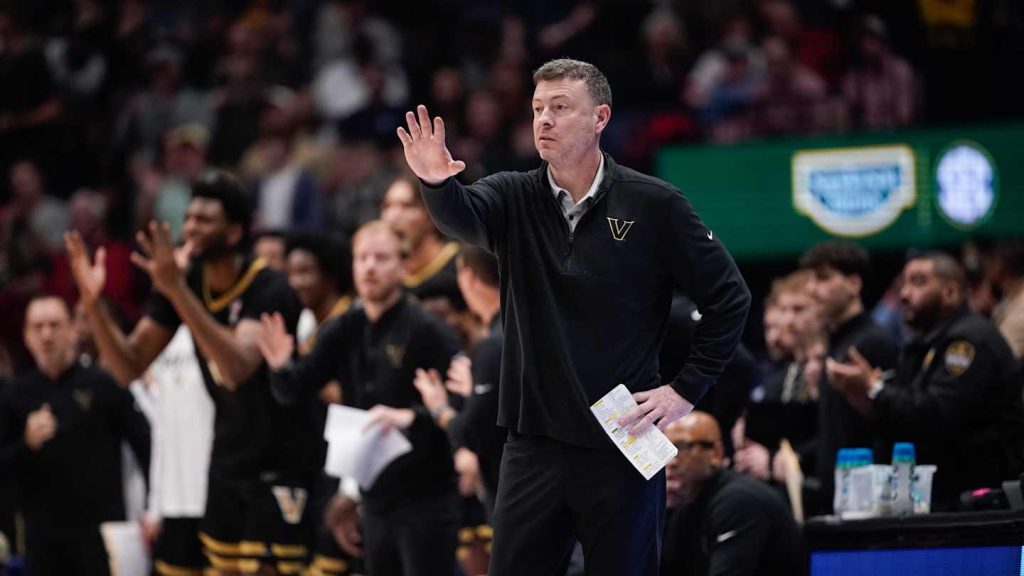 Vanderbilt Basketball Intel: Mark Byington and North Carolina, Assistant Vacancy, More – Sports Illustrated