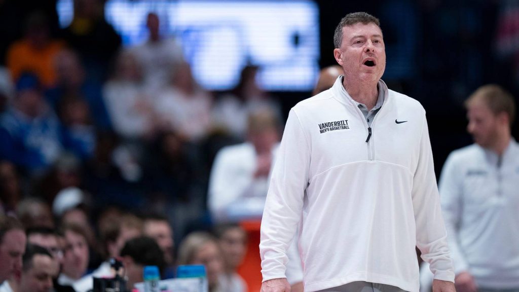 Exclusive: Why Mark Byington's Mentor Bobby Cremins Is Amazed At Byington's Tenure As Vanderbilt Basketball Coach – Sports Illustrated
