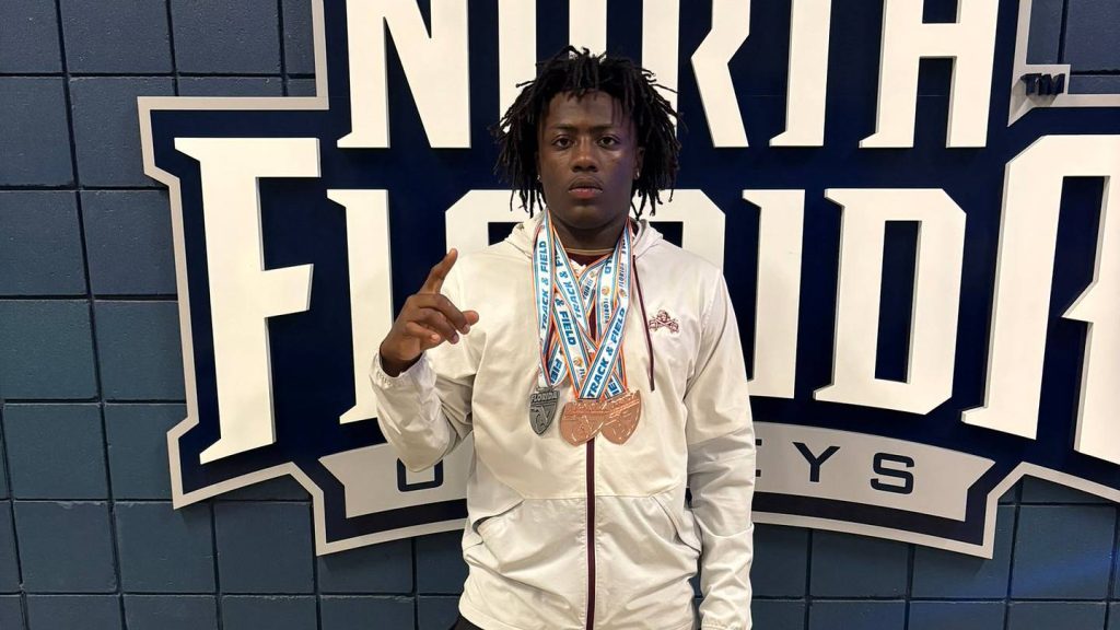 Vanderbilt Football Gets Commitment From Another 2027 Three-Star Safety – Sports Illustrated