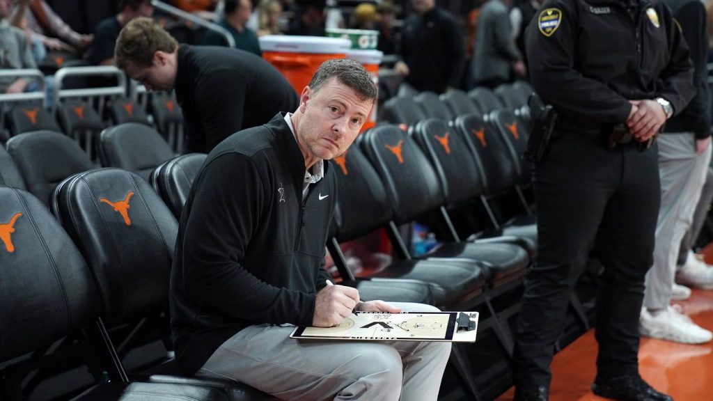 Vanderbilt Basketball Notebook: No MTE? A Freshman Standing Out. Tyler Nickel Drawing Buzz – Sports Illustrated