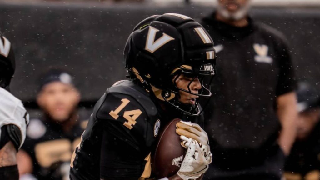 Vanderbilt Football Needs This Veteran Receiver To Step Up In Fall Camp – Sports Illustrated