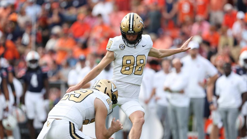 Vanderbilt Football Top 20 Player Rankings: No. 2 – si.com