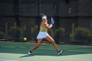 Vanderbilt Women's Tennis – Webster Stays Rolling – vucommodores.com
