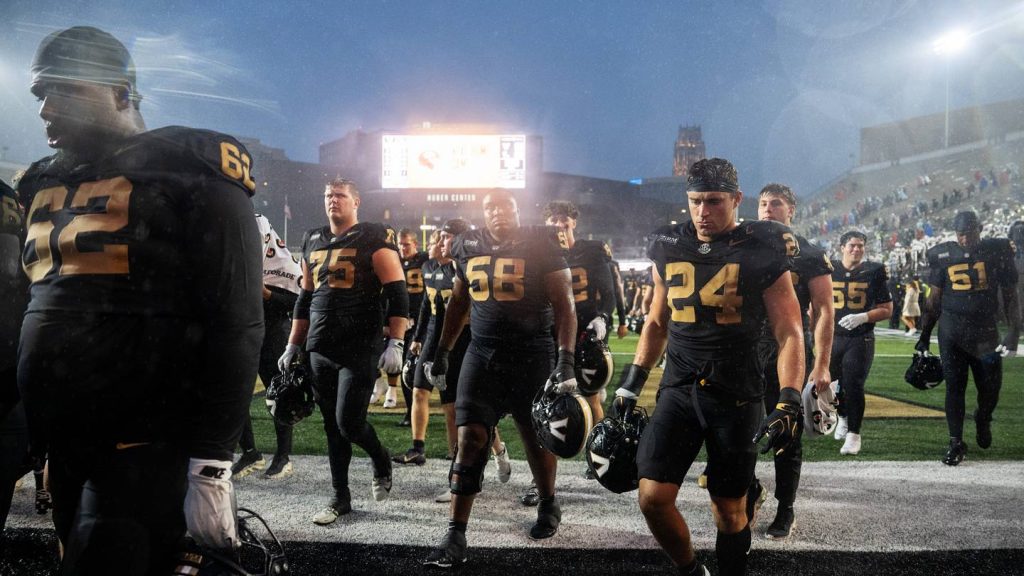 Takeaways From Vanderbilt Football's Blowout Loss To Ole Miss – Sports Illustrated