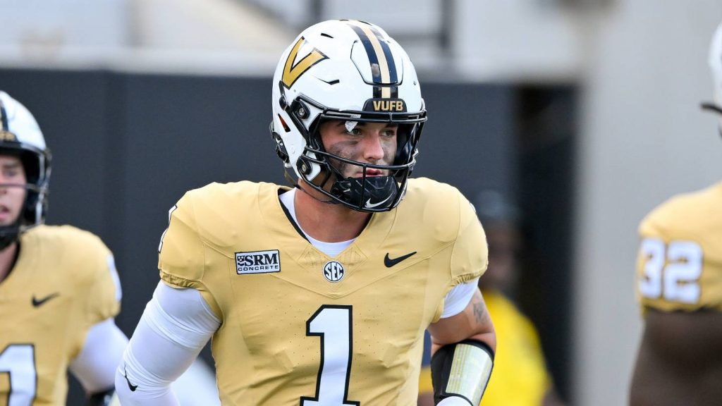Vanderbilt Quarterback Blaze Berlowitz To Undergo Surgery, Miss Time – Sports Illustrated