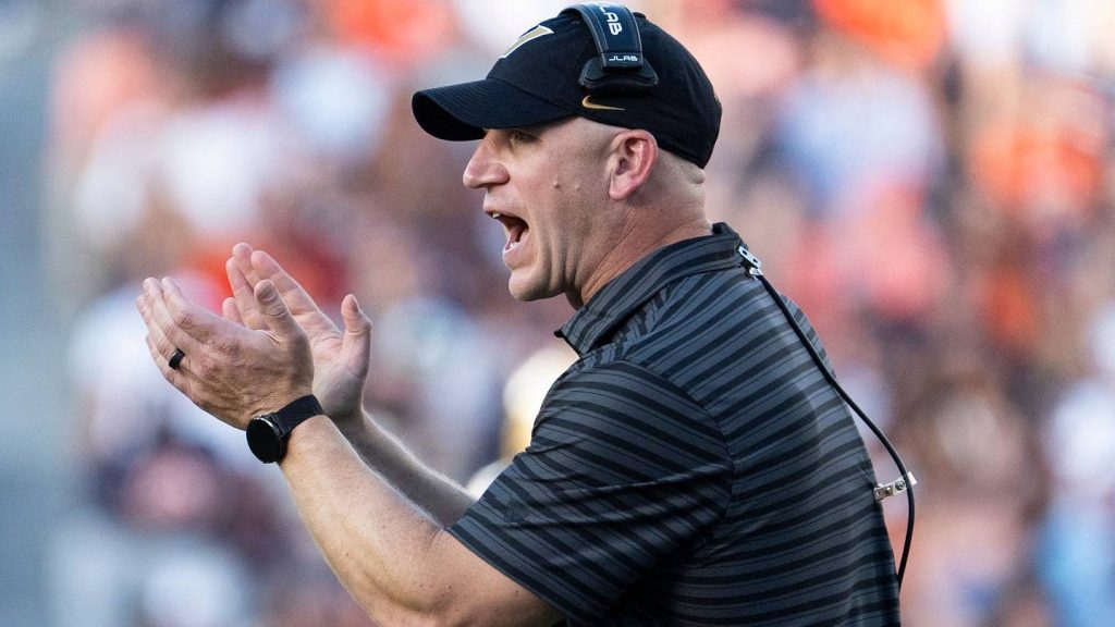 Arkansas vs. Vanderbilt: Prediction, TV Channel, Kickoff Time and Everything Fans Need to Know – Sports Illustrated