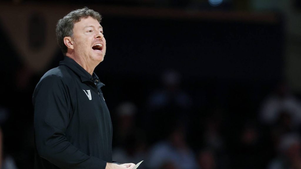Vanderbilt Basketball Isn't Basking in Exhibition Performance, Maybe That Indicates Mark Byington Has Something – Sports Illustrated