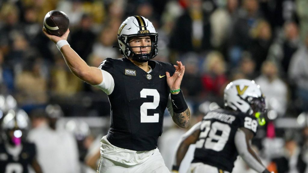 Three Keys and a Prediction: Vanderbilt Football vs. Kentucky – Sports Illustrated