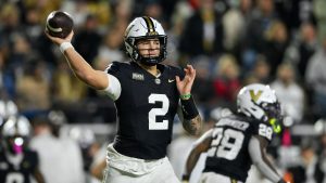 Three Keys and a Prediction: Vanderbilt Football vs. Kentucky – Sports Illustrated